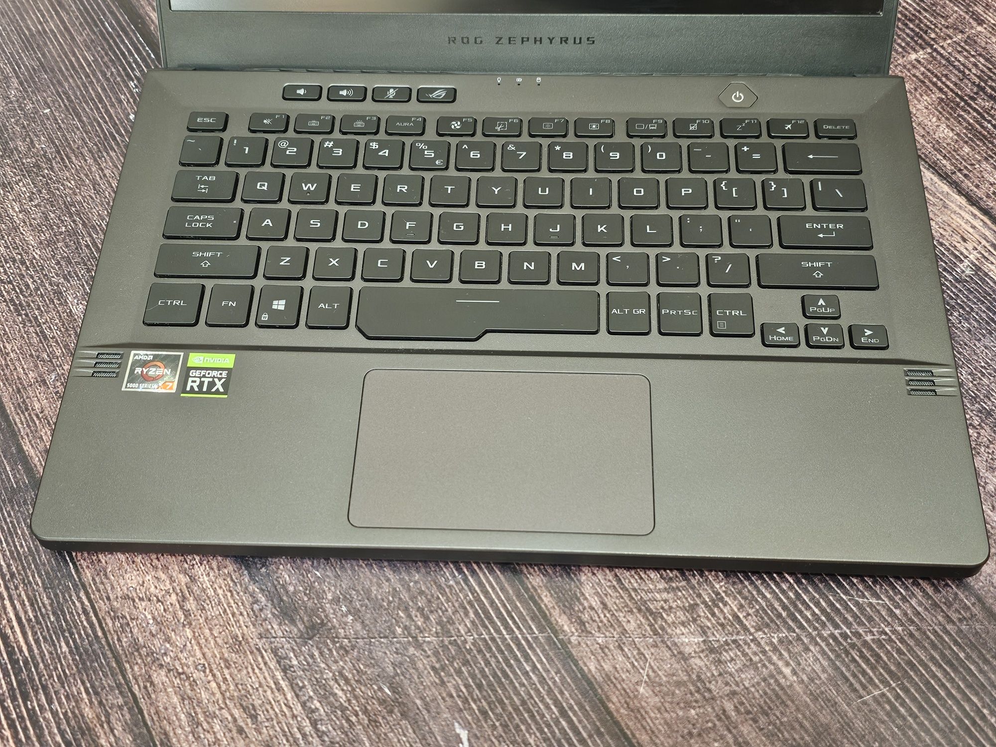 ASUS ROG Zephyrus G14 GA401QM (Ryzen 7 5800HS/16Gb/RTX3060/512Gb/144Hz