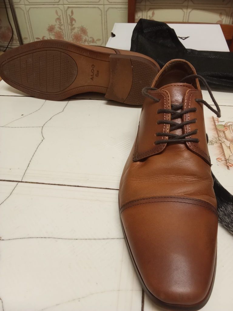 Sapatos da Aldo 40