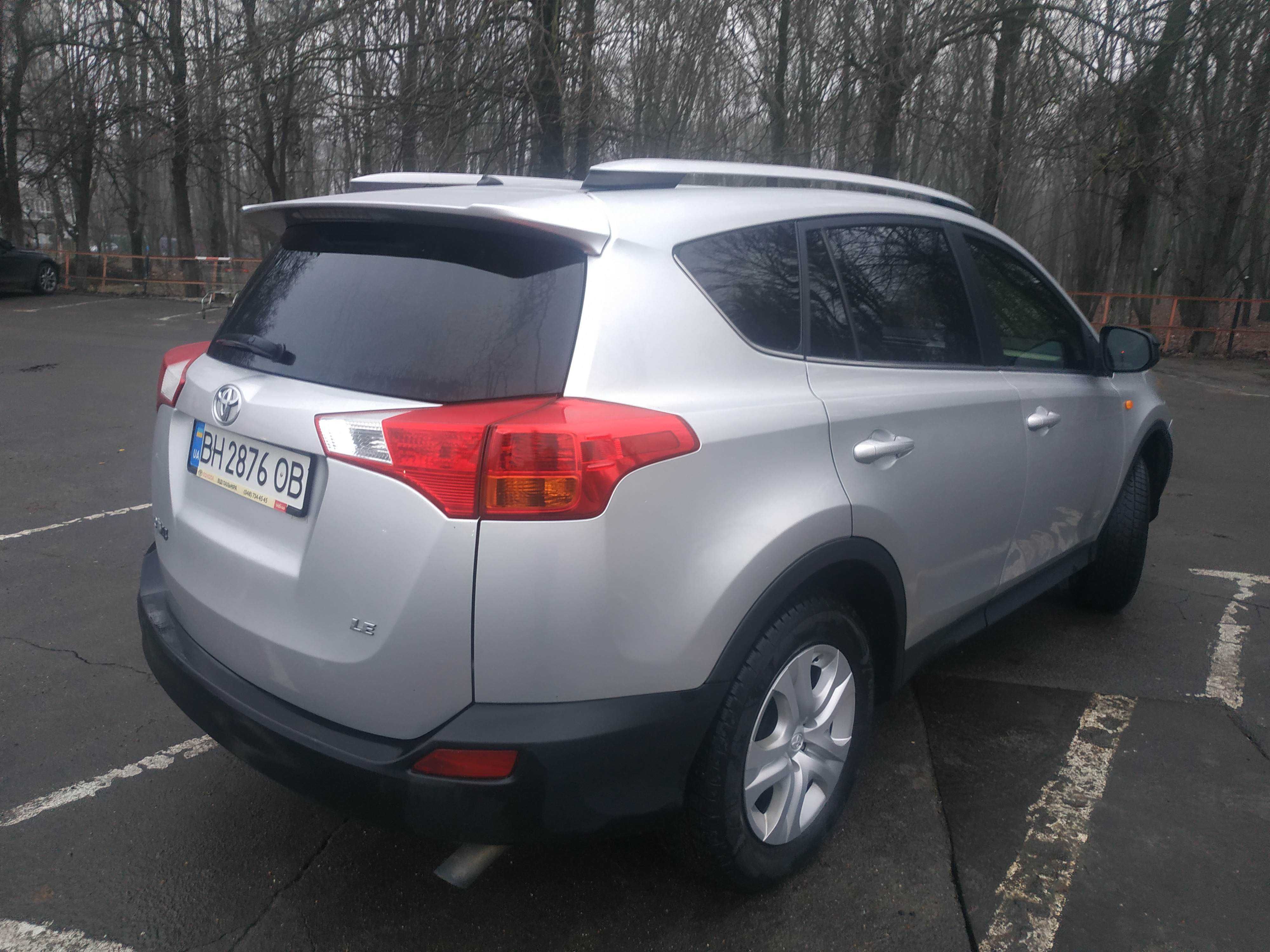 Продам Toyota RAV4 2014