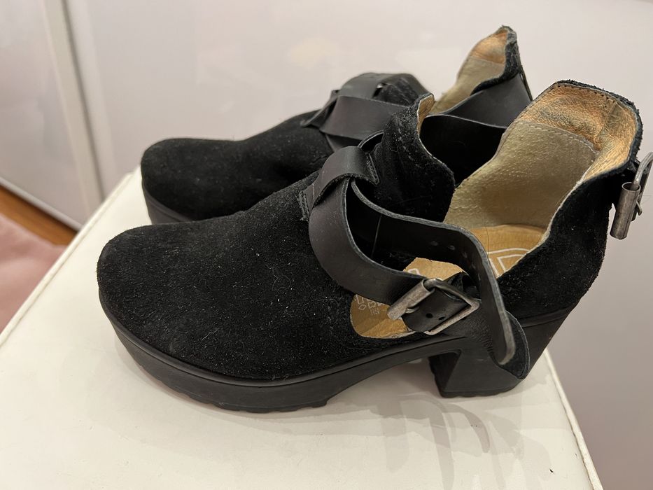 Vende-se botas pretas nr36