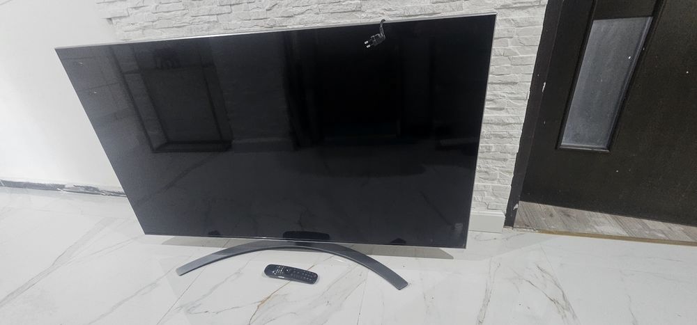 Telewizor LG 55cali uszkodzony ekran na części