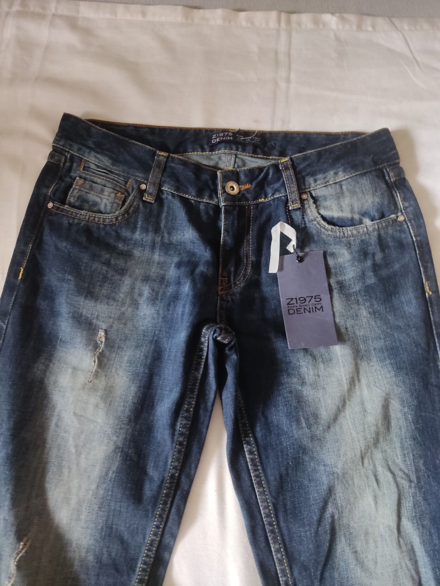 Nowe spodnie jeansowe Zara M