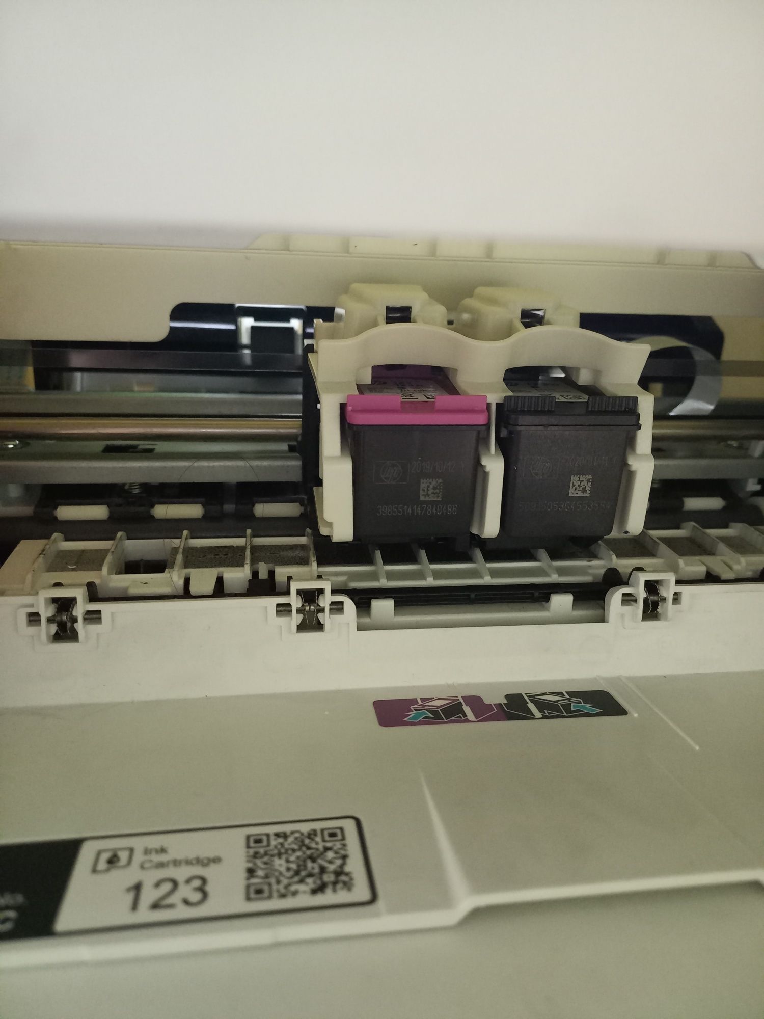 Принтер HP deskjet 2130