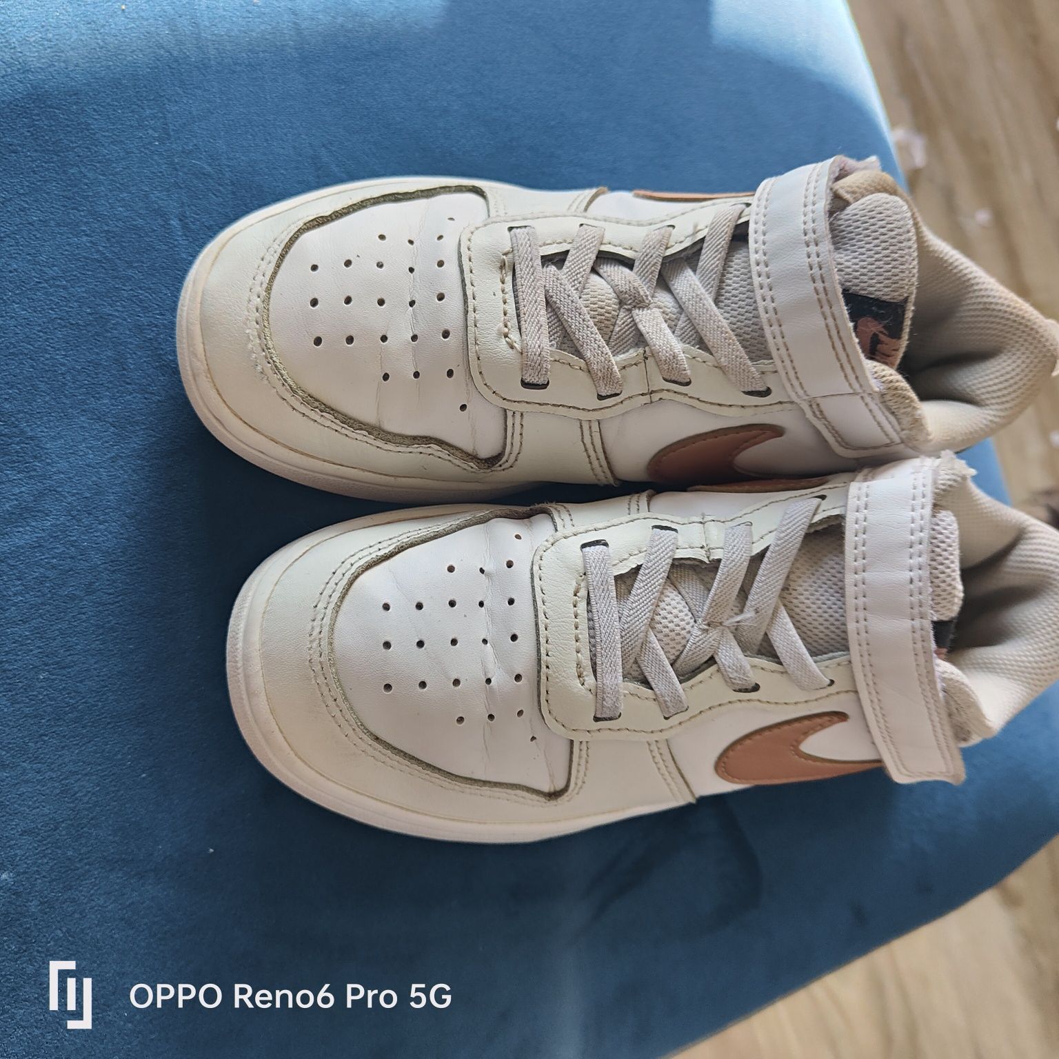 Buty Nike 33.5 białe
