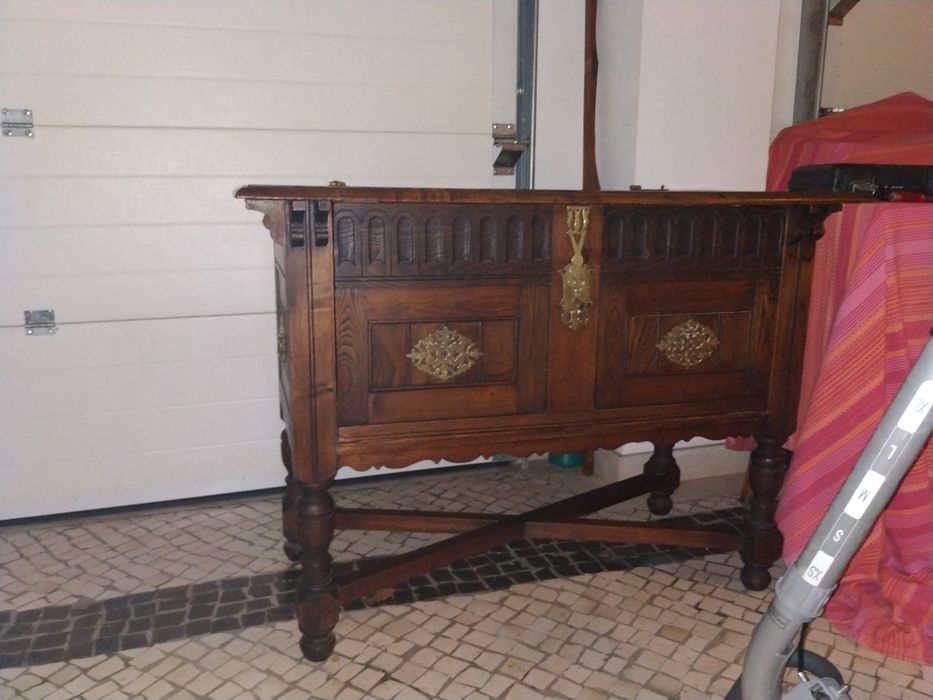 Aparador centenário madeira