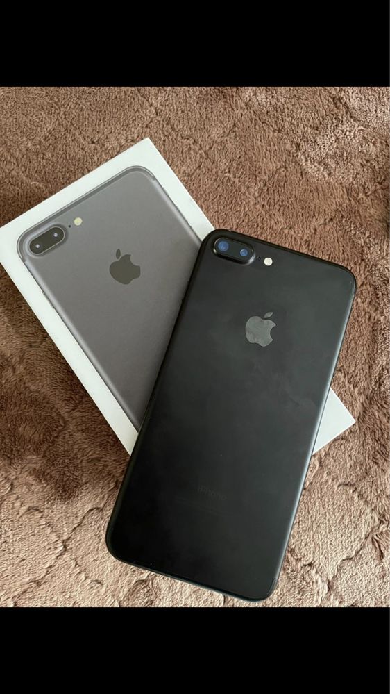 iPhone7+ чёрный