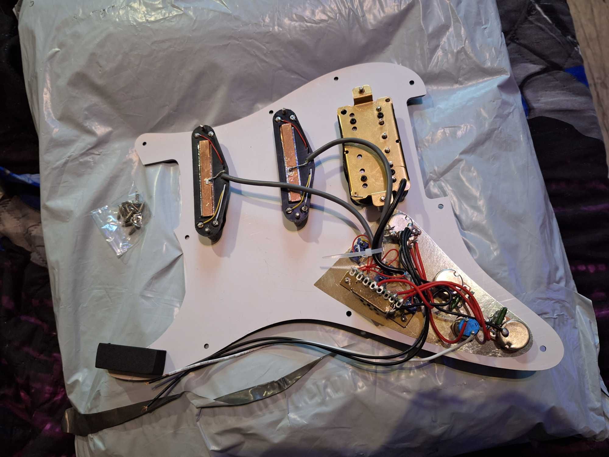 Pickguard zestaw nowy przetworniki