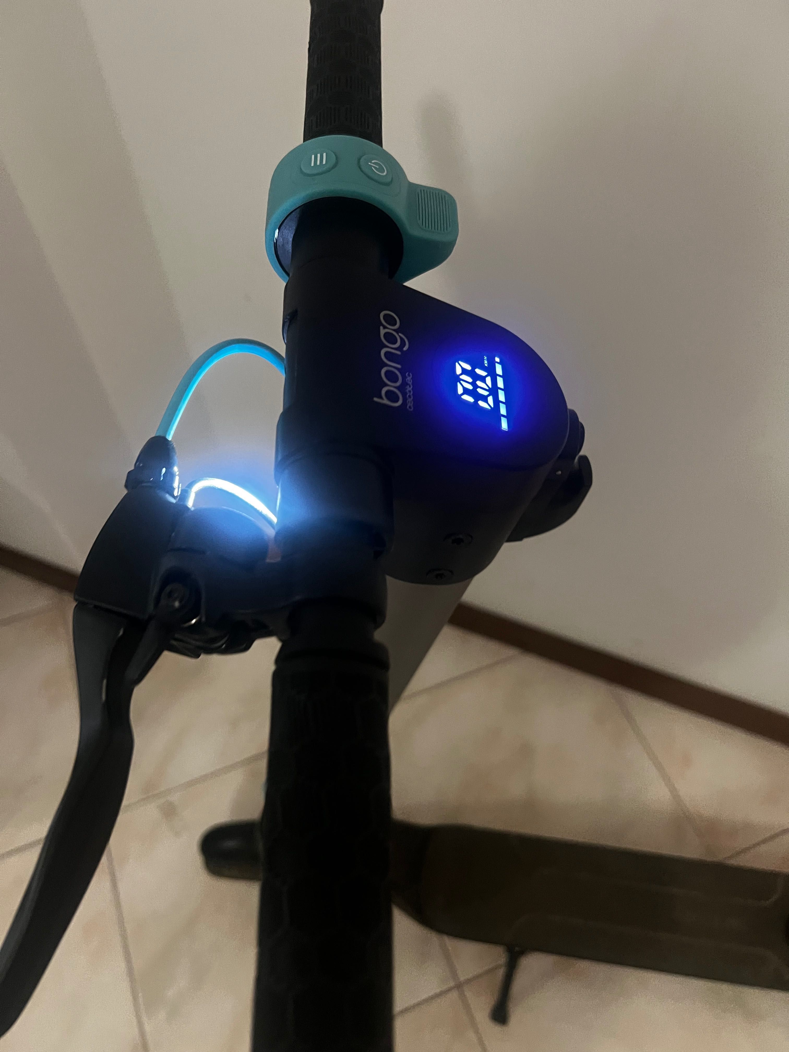 Trotinete Bongo com carregador