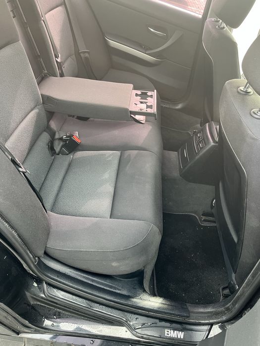 Продам BMW e90 2007 2.0