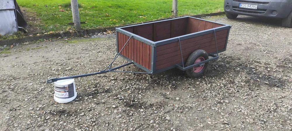 Przyczepka ogrodowa do traktorka