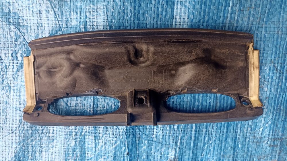 Захист паненель під лобове скло BMW 3 E90 E91 2005-2012
