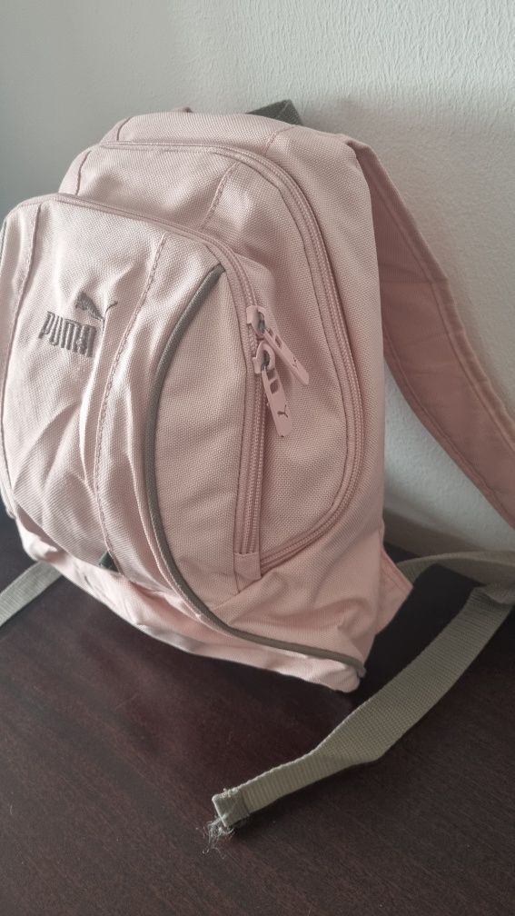 Mochila da PUMA como nova