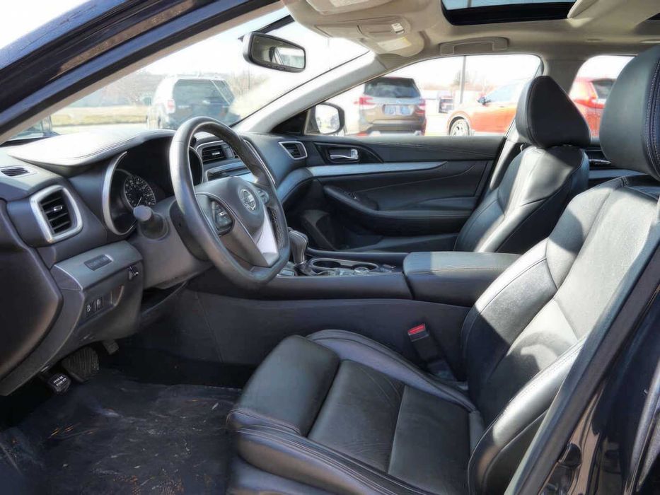 Nissan Maxima      2016