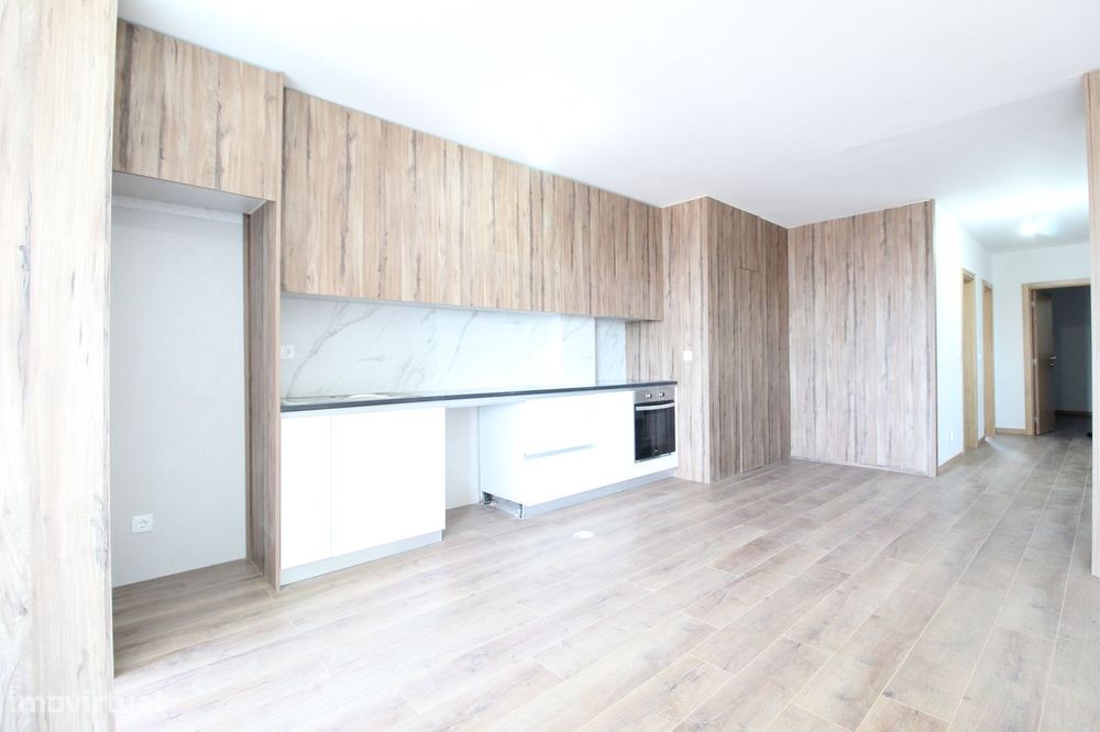 Apartamento T2 Renovado em Darque