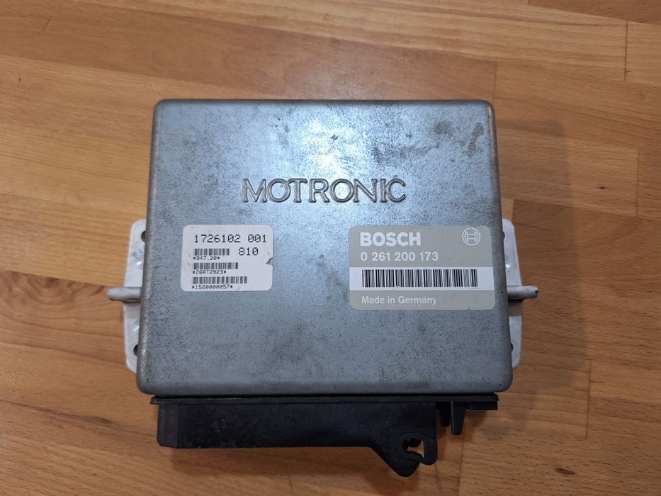 Sterownik silnika komputer BMW e30 e34 m20b25 Bosch Motronic