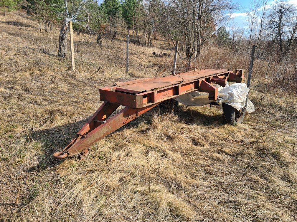 Полуприцеп тракторний, рама