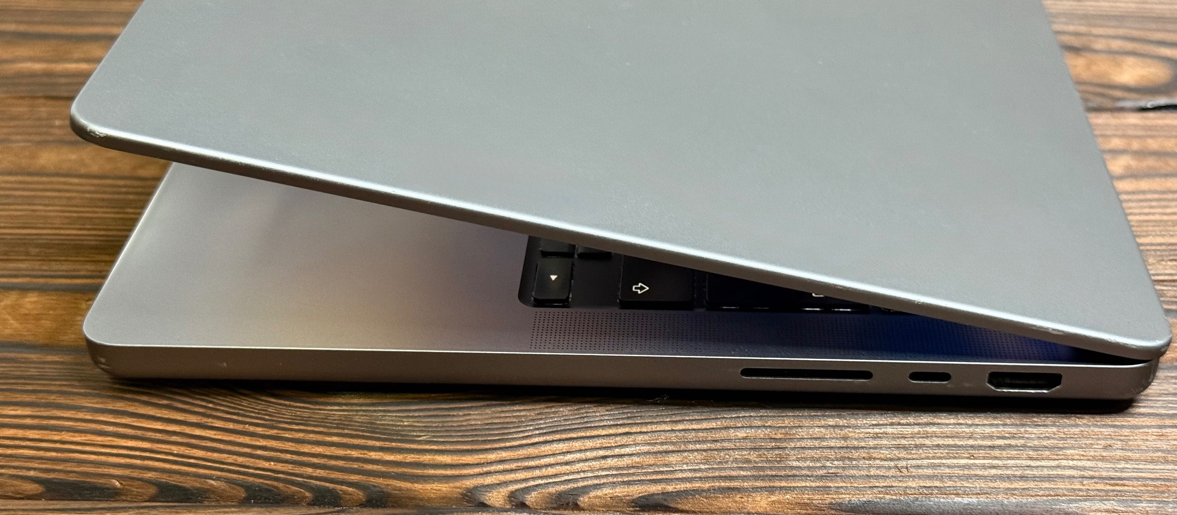 MacBook Pro 14 M2 Pro 2023 Space Custom (M2 Pro/32/512SSD) 990$