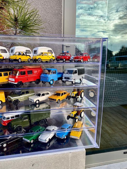 Gablotka pleksi na modele aut PRL,ciężarówki,autobusy