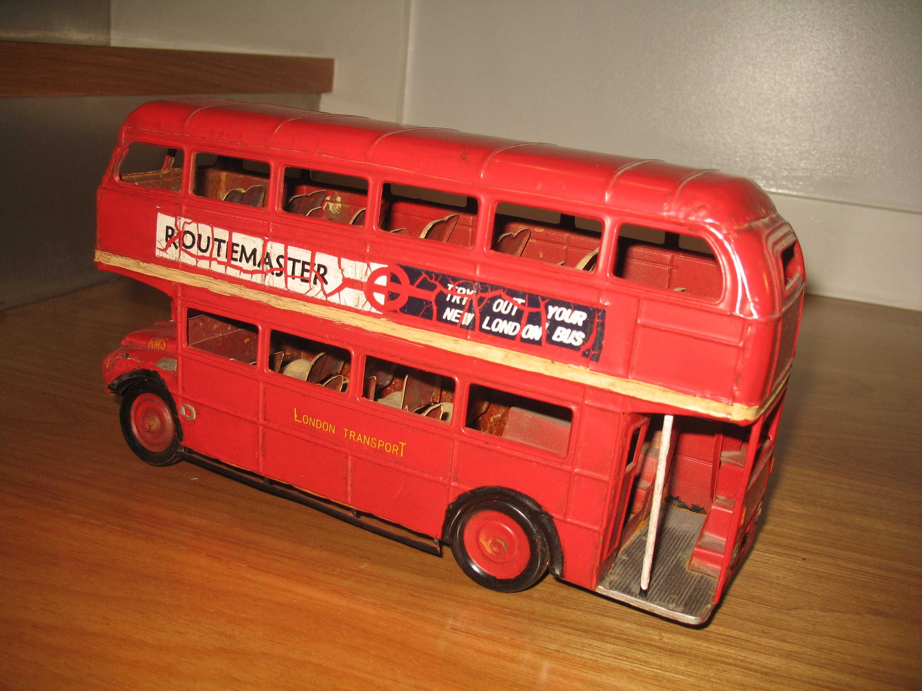 Autocarro típico de Londres