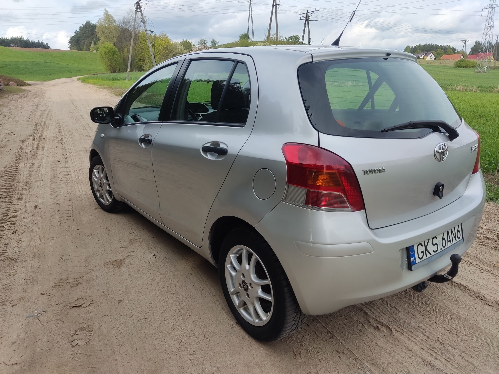 Yaris 1.3 Ben+gaz lift klimatyzacja