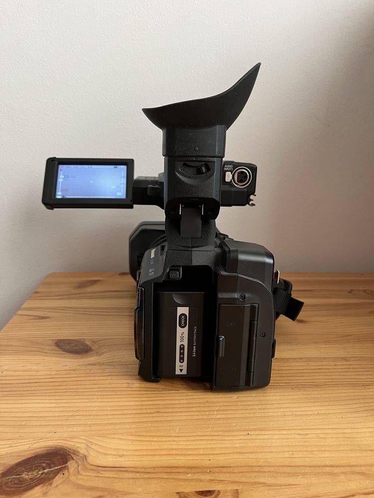 Kamera Panasonic HC-X1000 4K Video Camera