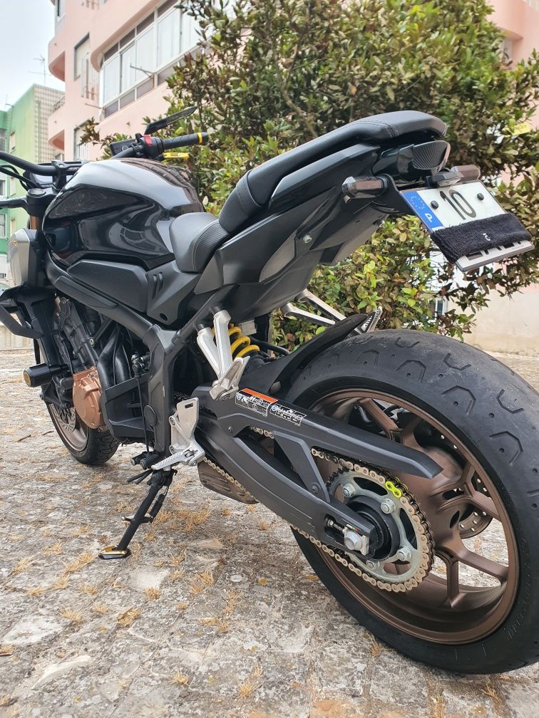 Honda cb650r 2019