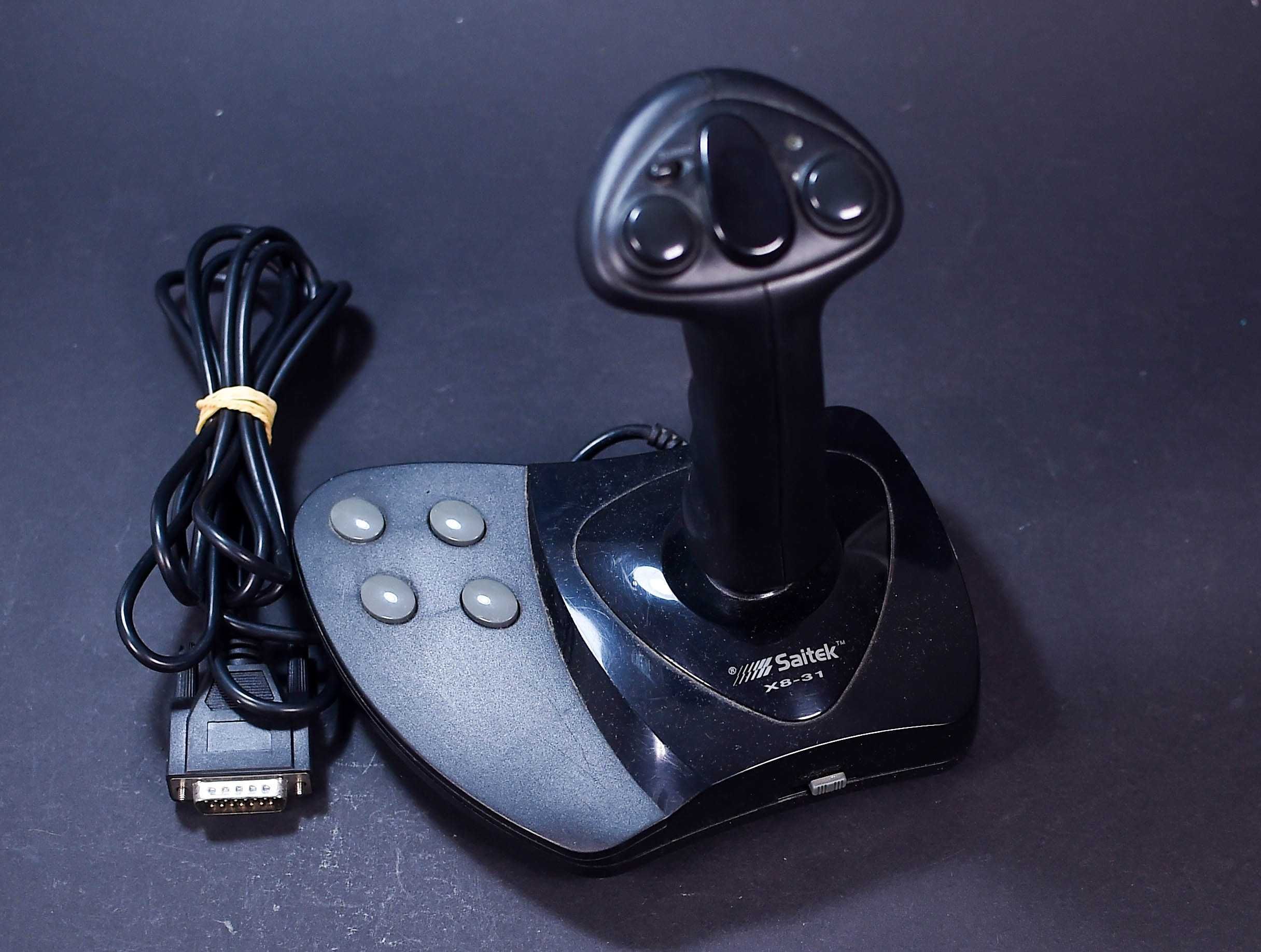 Joystick - Saitek X8-31