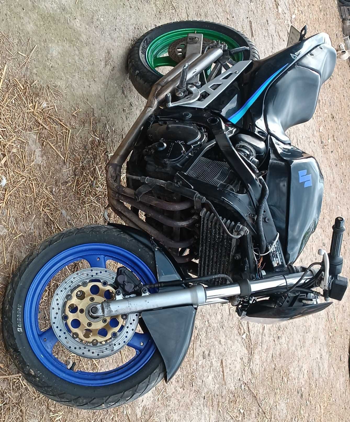 Sprzedam Suzuki Gsx600f