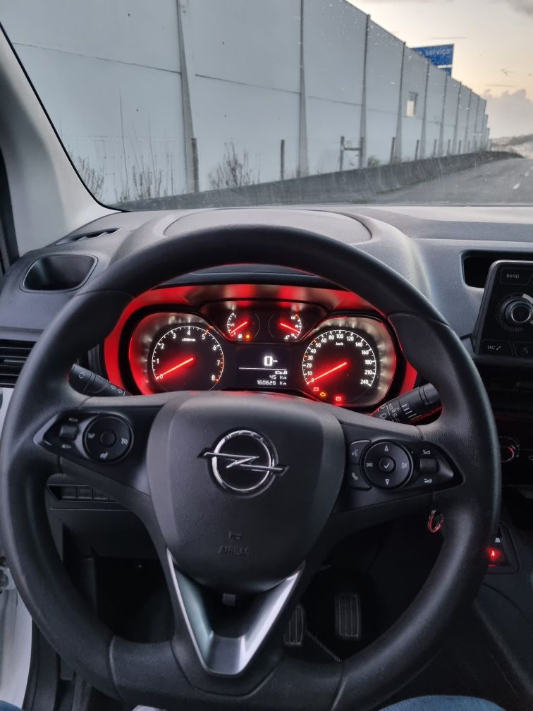 Opel combo (carrinha comercial]