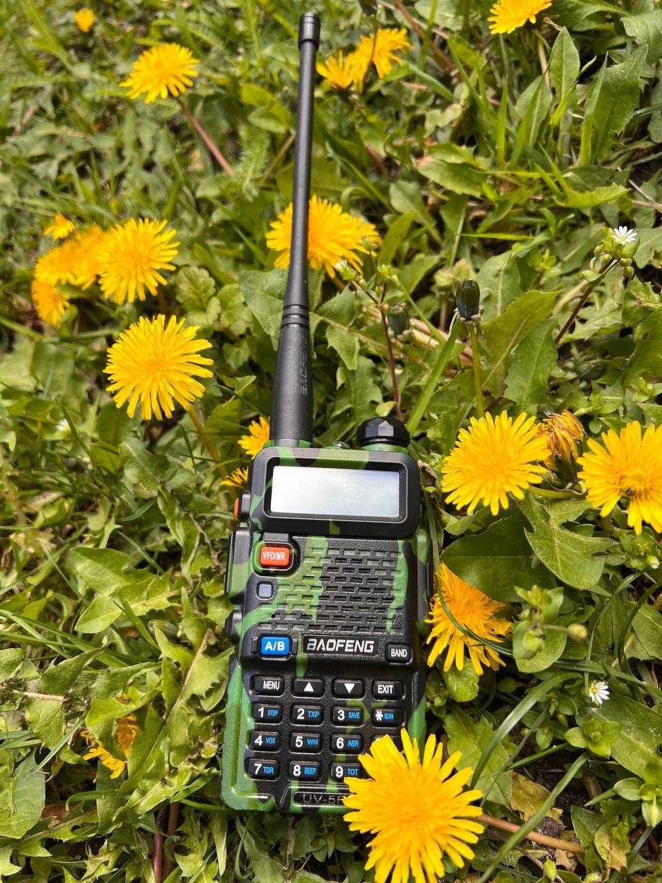 Рация Baofeng UV-5R Black + Гарнитура Baofeng c кнопкой РТТ