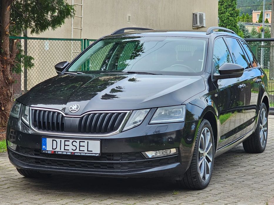 Skoda Octavia limit.wersja/DSG/ASO/grz.fotele/BIXENON/navi/rozp.znaków/SUPER STAN/