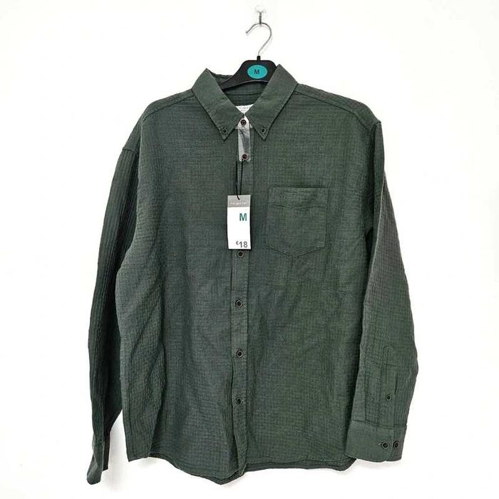 Camisola com botões elásticos