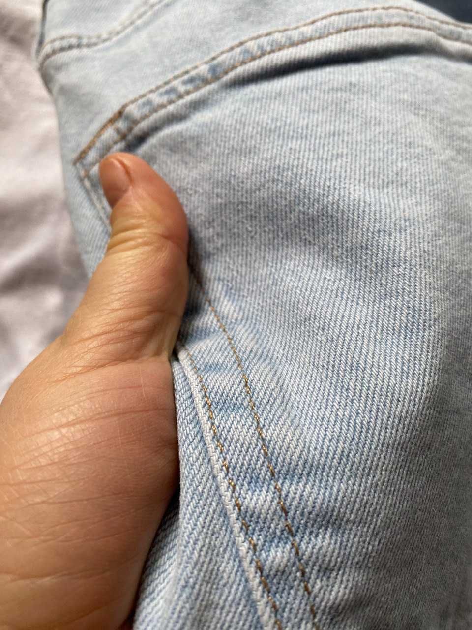 Блакитні прямі чоловічі джинси H&M