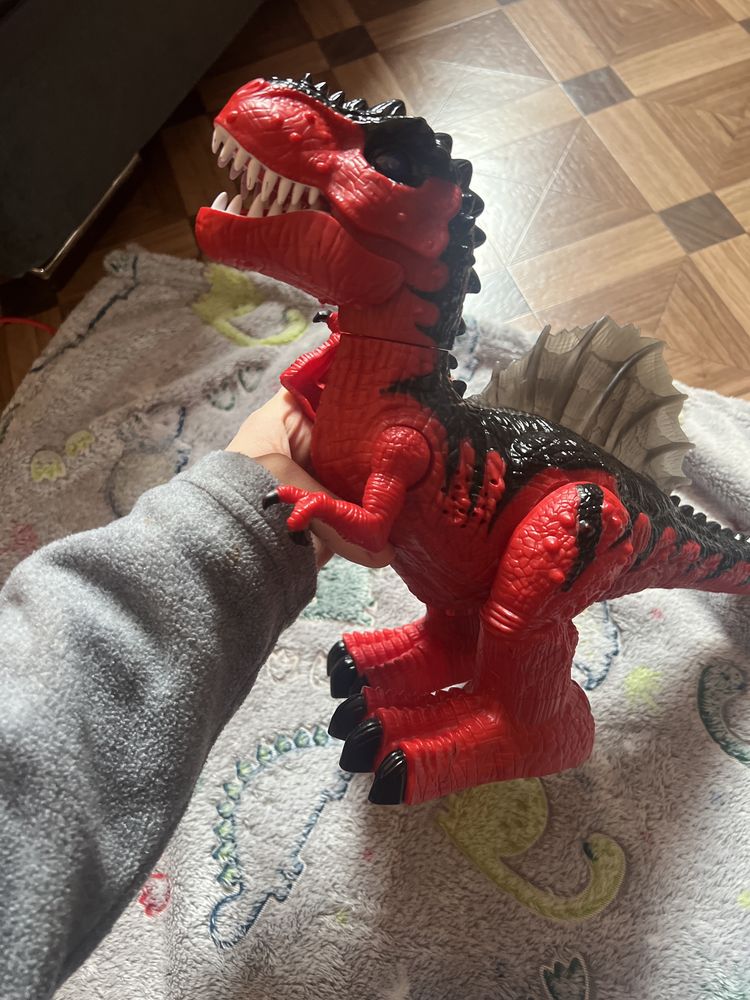 Tańczący grający dinozaur na pilota