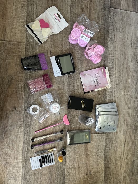 Zestaw do stylizacji rzęs / przedłużania rzęs