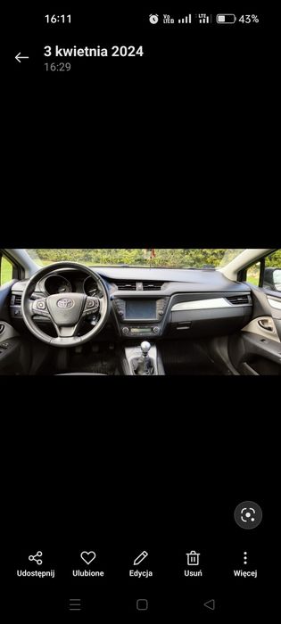 Toyota Avensis T27 Sedan