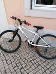 Bicicleta em muito bom estado