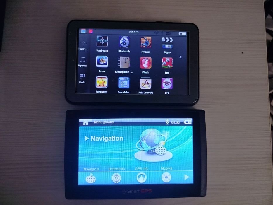 Продаю 2 навігатора