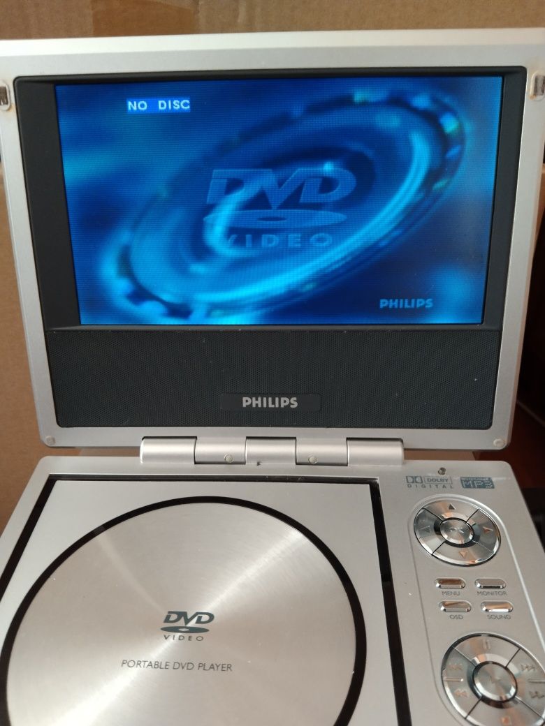 Przenośny odtwarzacz DVD Philips Pet710 7 cali