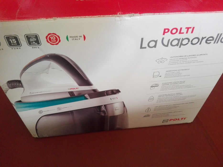 Праска з парогенератором. Утюг с парогеннратором.