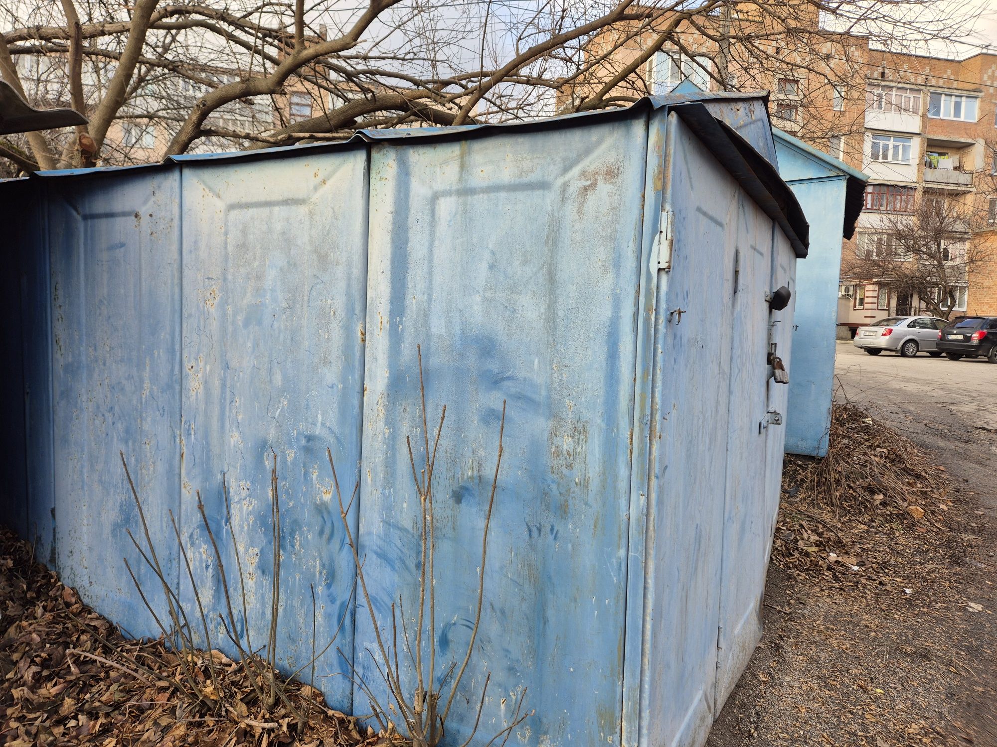 Гараж секційний металевий