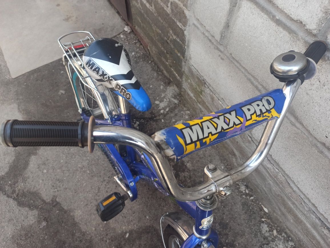 Велосипед MAXX PRO 16 дюймов, на 4-7 лет.