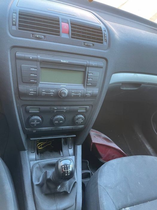 Skoda octavia A5 1.6 mpi 2004 рік. Укр реєстрація Технічно ок. Їде