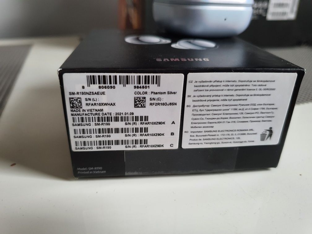 Samsung Galaxy Buds Pro srebrne