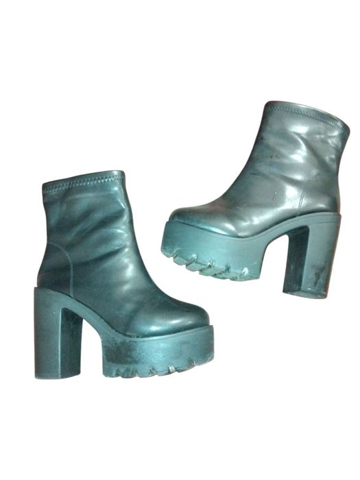 Чорні ботильйони жіночі 38