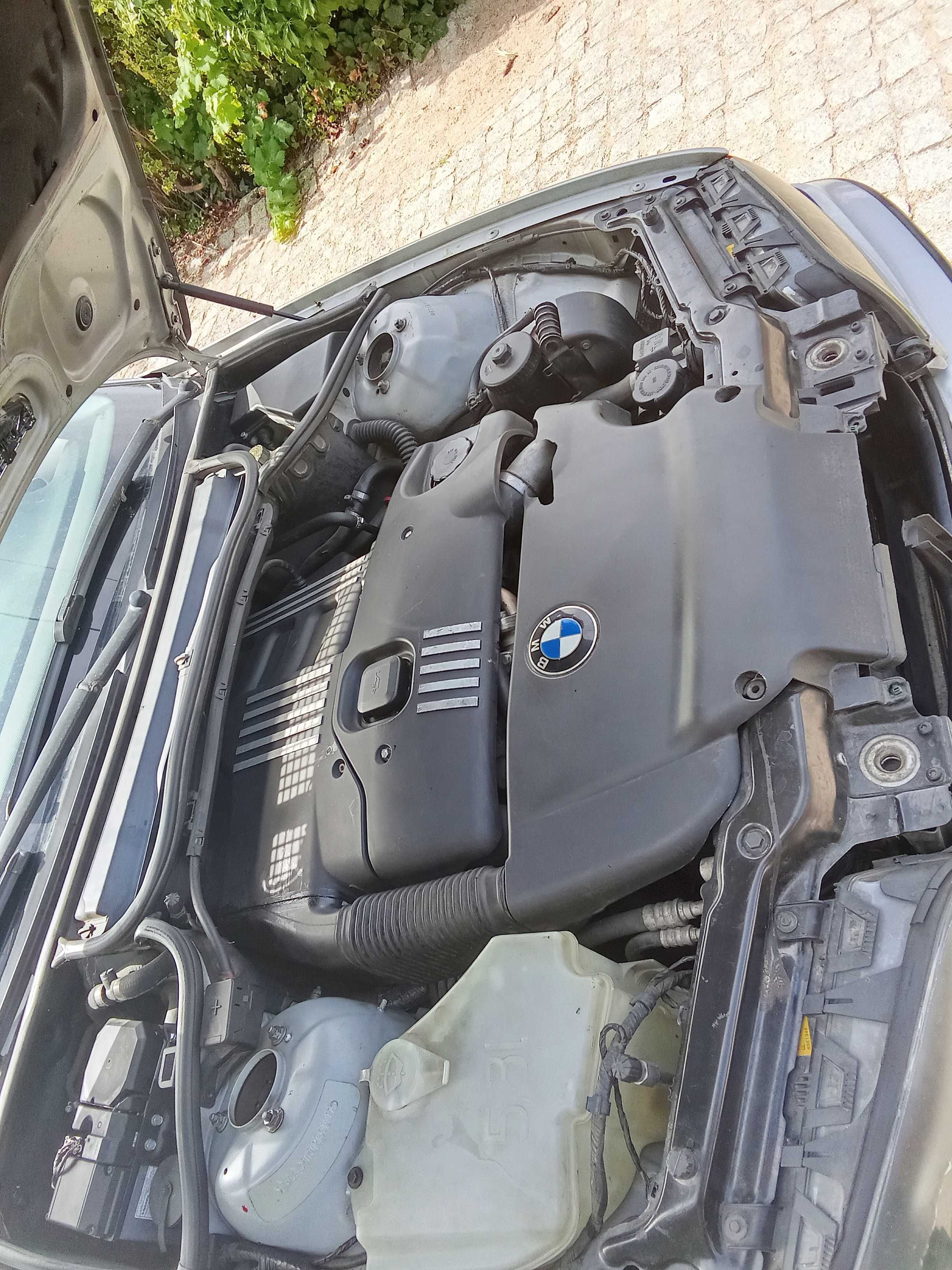 Vendo BMW 320d e46