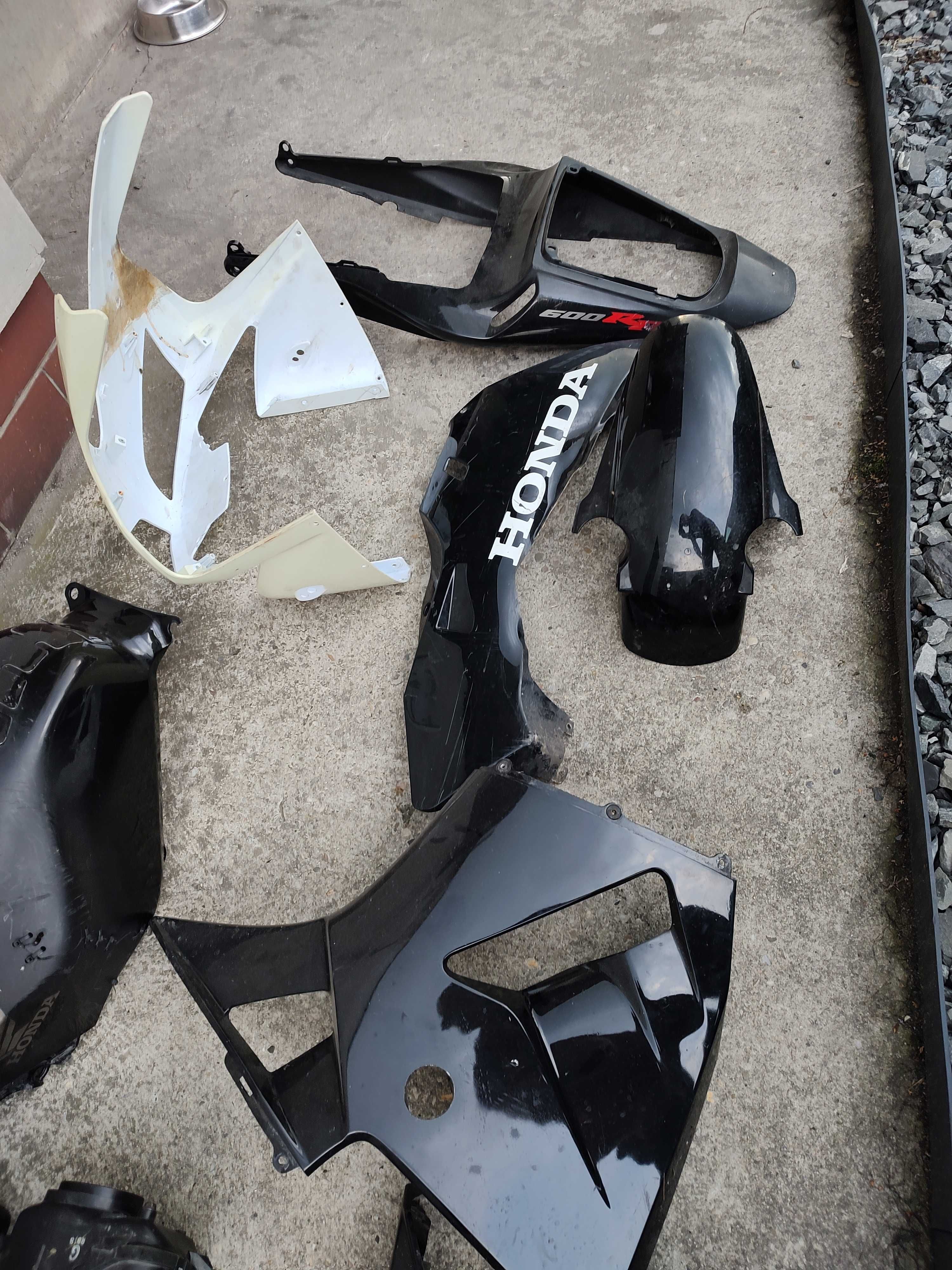 Plastiki CBR 600 rr pc37