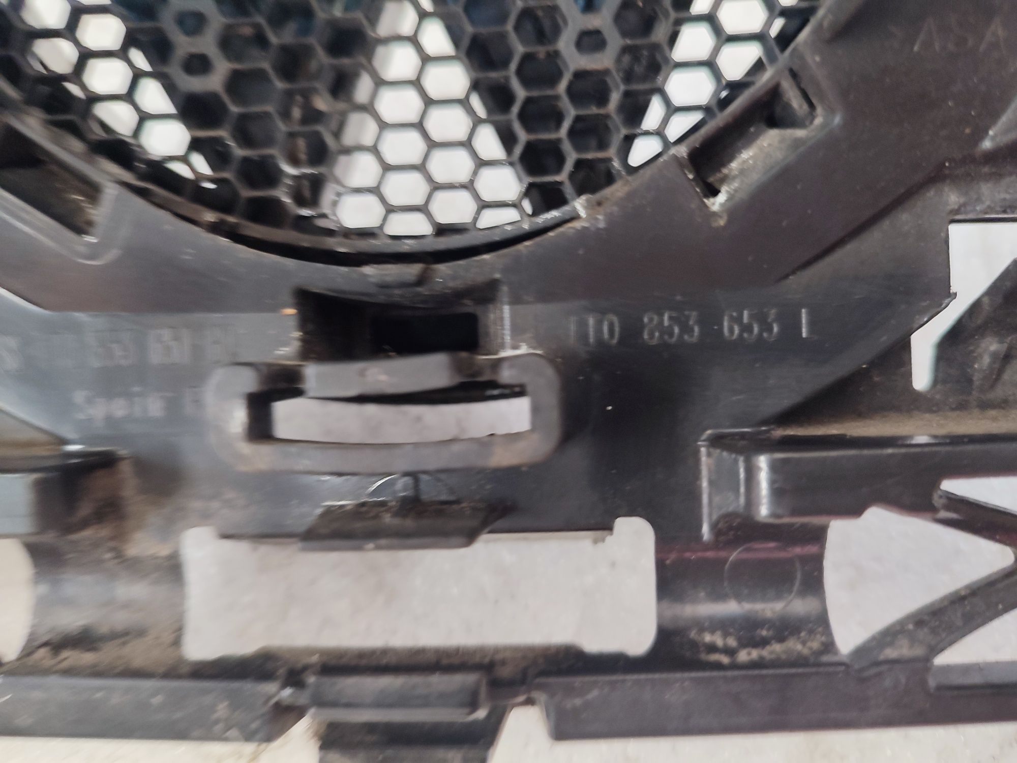 Grill Atrapa VW Touran 1T0 Caddy 10r -15r Oryginał