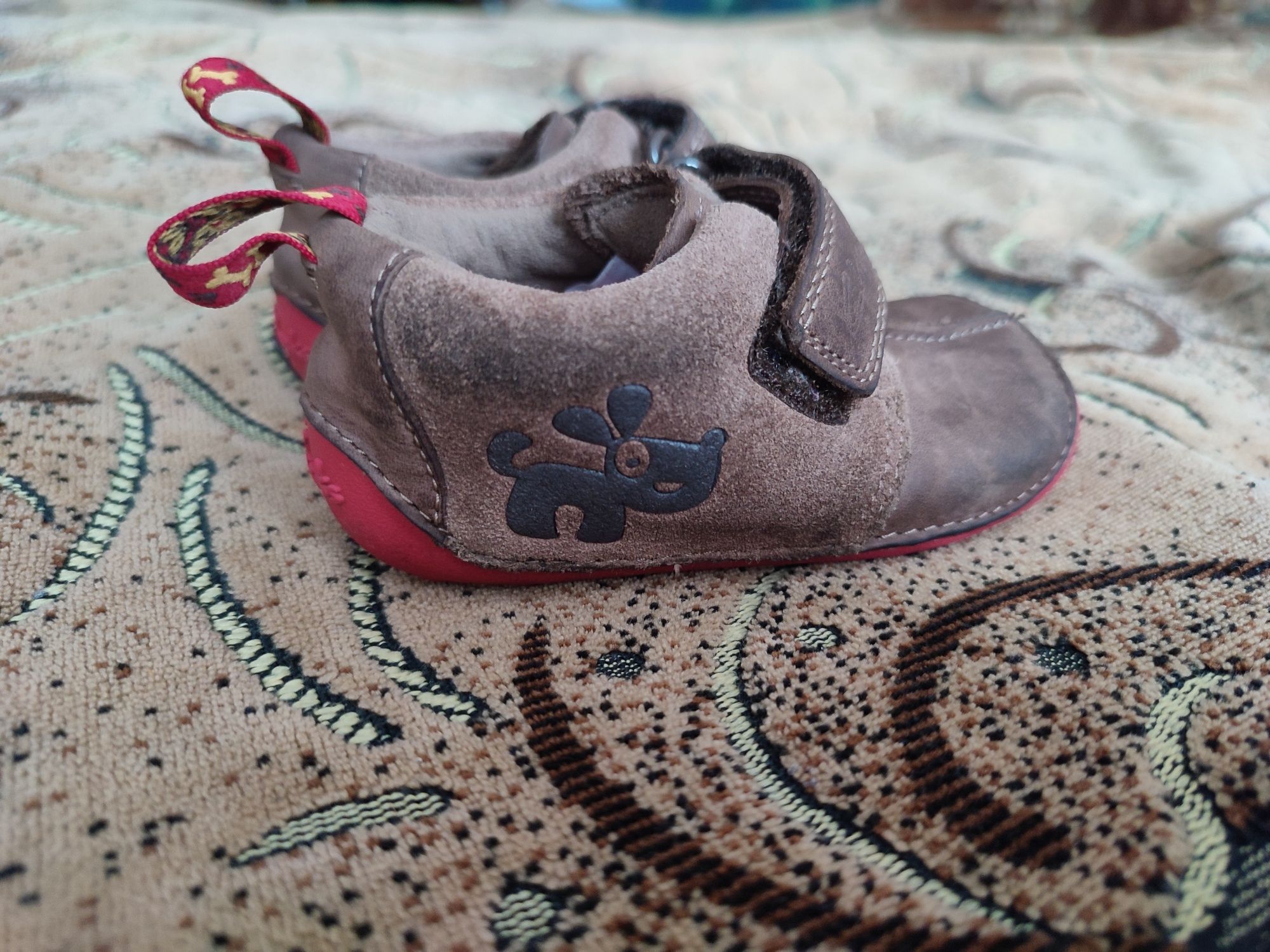 Взуття для дитини Пінетки / Кросовки