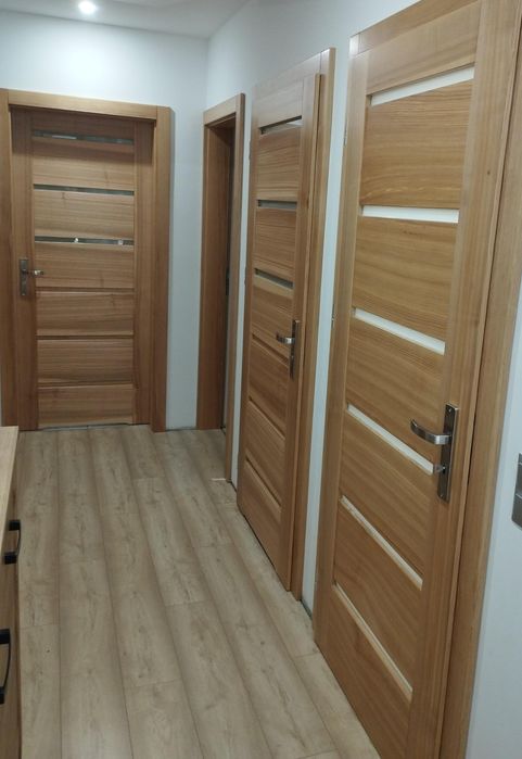 Drzwi wewnętrzne z drewna Jesionowego Pod Wymiar